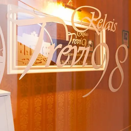 Trevi 98 ゲストハウス ローマ